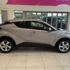 toyota c-hr 2017 CFJ1890959 image 8