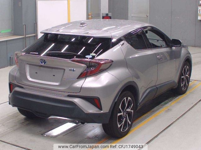 toyota c-hr 2017 CFJ1749043 image 2