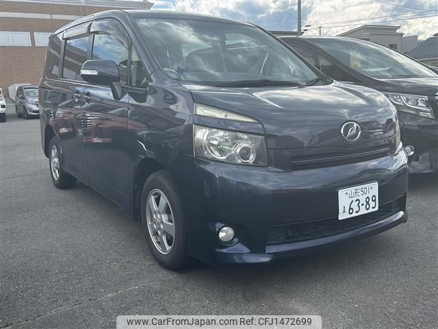 toyota voxy 2010 CFJ1472699 image 1