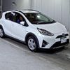 toyota aqua 2017 -TOYOTA 【高知 300は1330】--AQUA NHP10H-6649689---TOYOTA 【高知 300は1330】--AQUA NHP10H-6649689- image 1