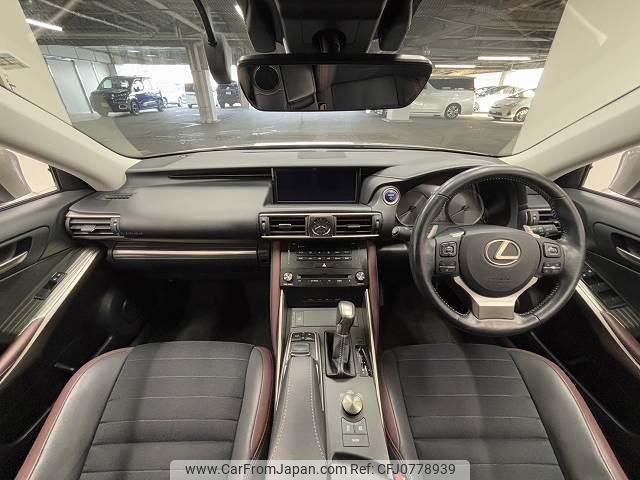 lexus is 2017 quick_quick_DAA-AVE30_AVE30-5068722 image 2