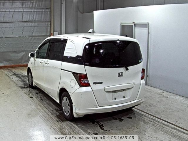 honda freed-spike 2011 CFJ1635105 image 2