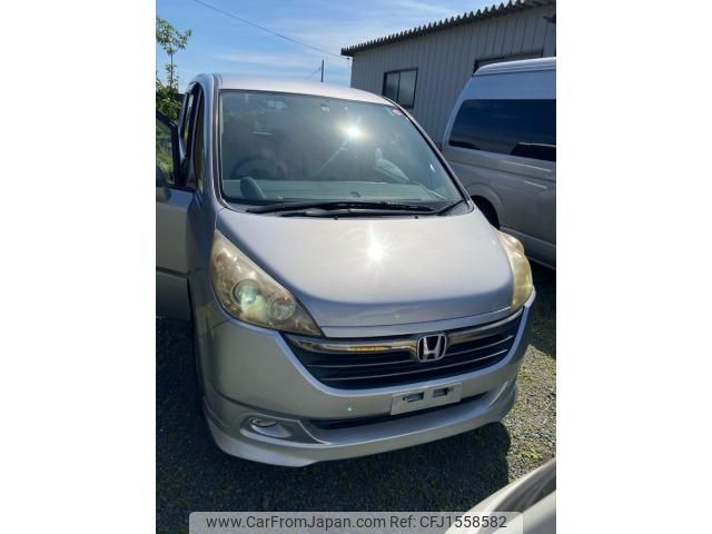 honda stepwagon 2006 CFJ1558582 image 1