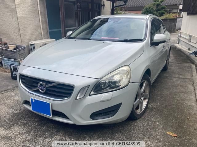 volvo v60 2012 CFJ1843909 image 2