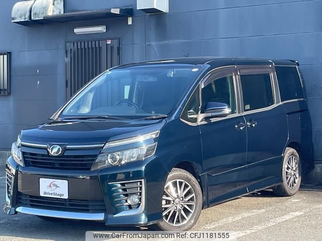 toyota voxy 2014 quick_quick_ZRR80W_ZRR80-0067141 image 1