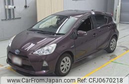 toyota aqua 2014 -TOYOTA--AQUA NHP10-2313555---TOYOTA--AQUA NHP10-2313555-