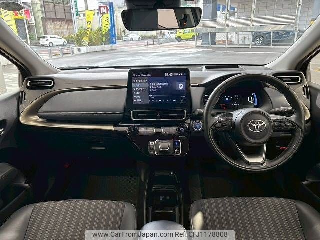 toyota aqua 2023 -TOYOTA--AQUA 6AA-MXPK11--MXPK11-2106413---TOYOTA--AQUA 6AA-MXPK11--MXPK11-2106413- image 2