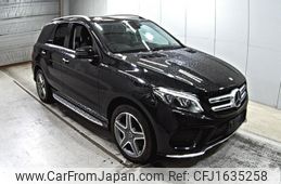 mercedes-benz gle-class 2017 CFJ1635258