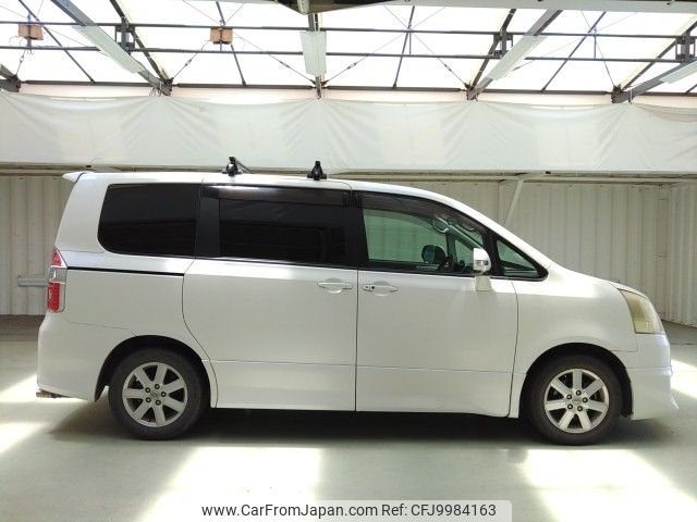 toyota noah 2009 ENHANCEAUTO_1_ea284918 image 2