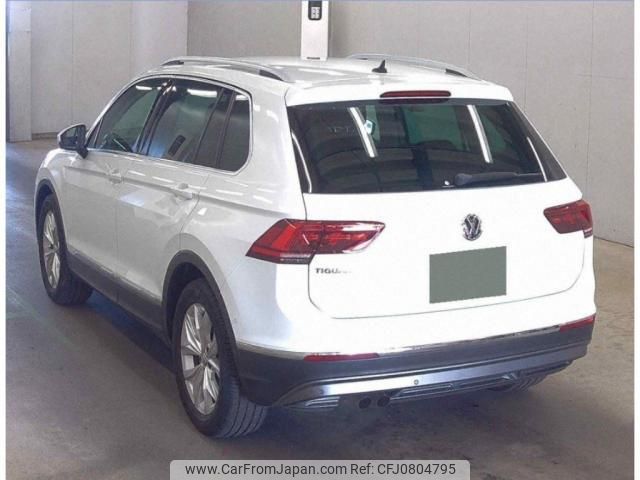 volkswagen tiguan 2020 quick_quick_ABA-5NCZD_WVGZZZ5NZKW854472 image 2