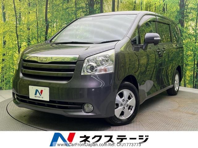 toyota noah 2008 CFJ1773773 image 1