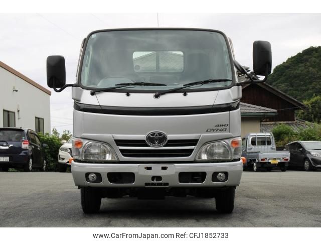 toyota dyna-truck 2016 CFJ1852733 image 2
