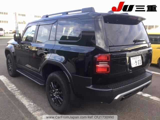 toyota land-cruiser-wagon 2024 CFJ1730990 image 2