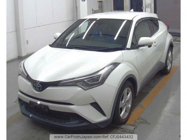 toyota c-hr 2018 quick_quick_DBA-NGX10_NGX10-2005620 image 1