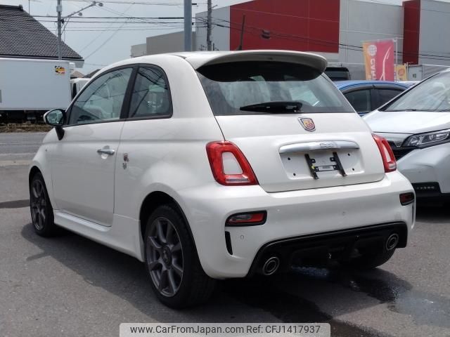 abarth 595 2018 quick_quick_31214T_ZFA3120000J995966 image 2