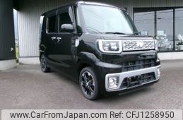 daihatsu wake 2016 CFJ1258950