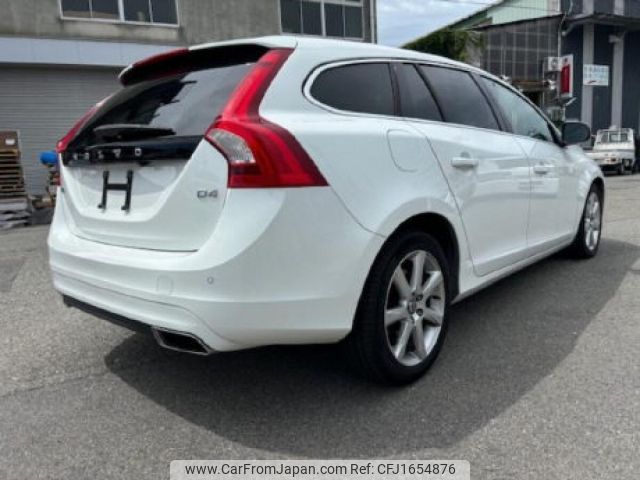 volvo v60 2016 CFJ1654876 image 2
