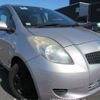 toyota vitz 2006 Y2025030027A-12 image 2