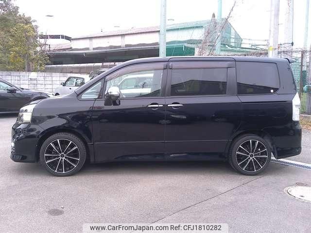 toyota voxy 2010 CFJ1810282 image 2