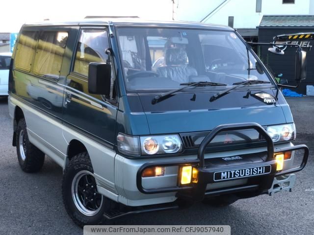 mitsubishi delica-starwagon 1993 GOO_JP_700070884830230908001 image 1