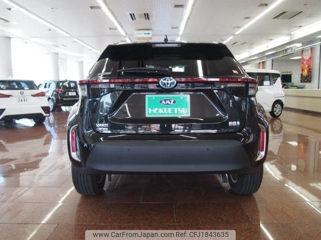 toyota yaris-cross 2022 CFJ1843635 image 2