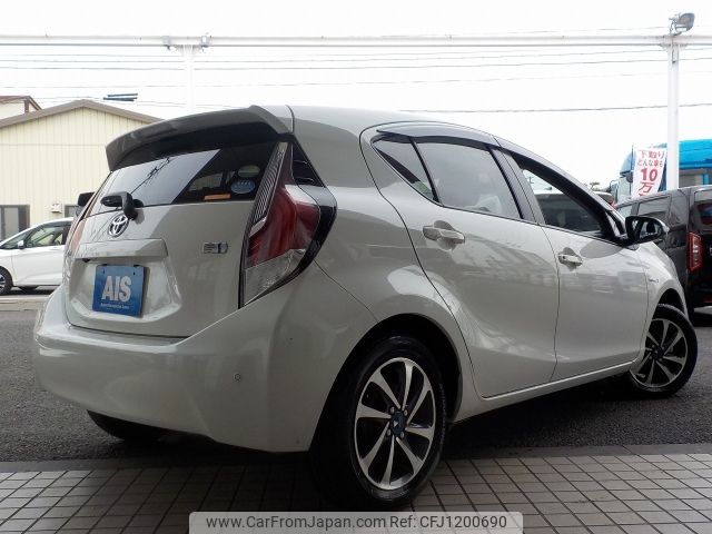 toyota aqua 2016 -TOYOTA--AQUA DAA-NHP10--NHP10-6548711---TOYOTA--AQUA DAA-NHP10--NHP10-6548711- image 2