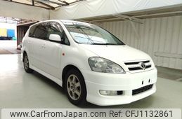 toyota ipsum 2002 ENHANCEAUTO_1_ea299582