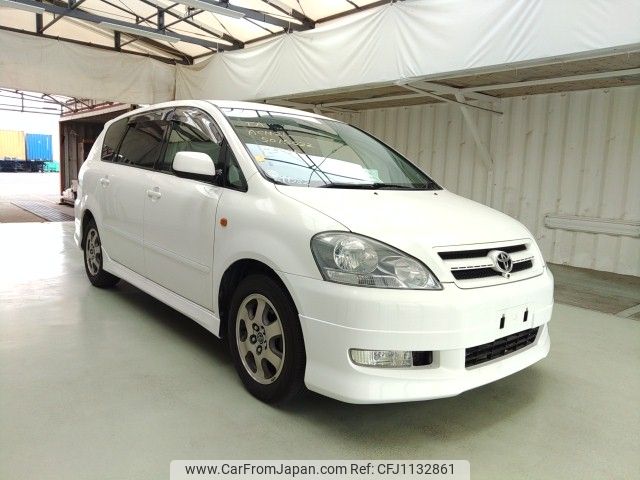 toyota ipsum 2002 ENHANCEAUTO_1_ea299582 image 1