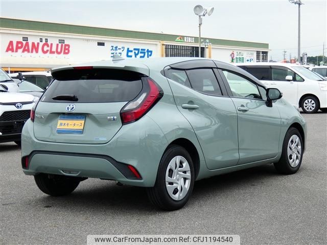toyota aqua 2022 -TOYOTA--AQUA 6AA-MXPK11--MXPK11-2066873---TOYOTA--AQUA 6AA-MXPK11--MXPK11-2066873- image 2