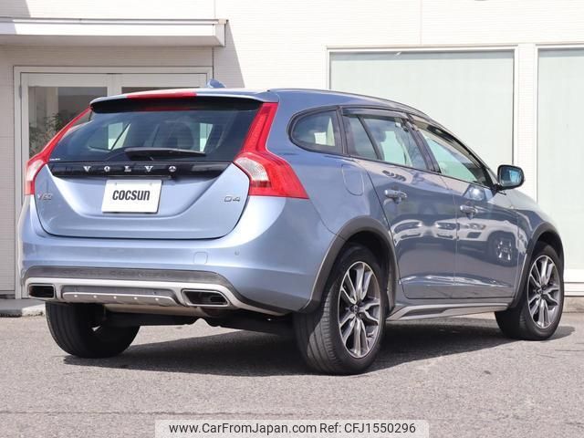 volvo v60 2017 CFJ1550296 image 2