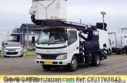 hino dutro 2006 CFJ1763843