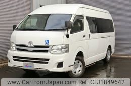 toyota hiace-commuter 2013 CFJ1849642