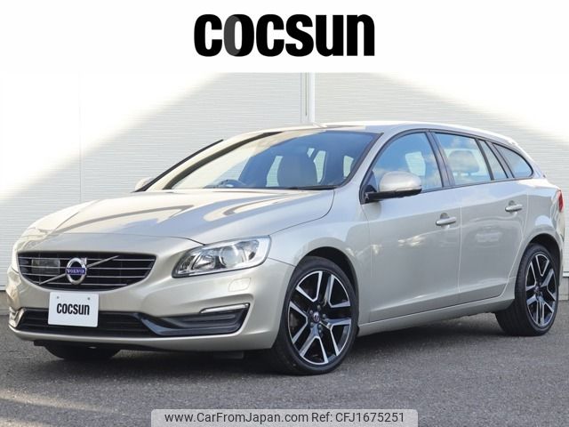 volvo v60 2016 CFJ1675251 image 1