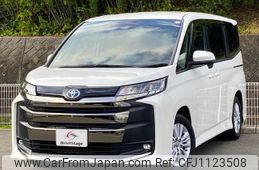 toyota noah 2024 quick_quick_6AA-ZWR90W_ZWR90-0179142