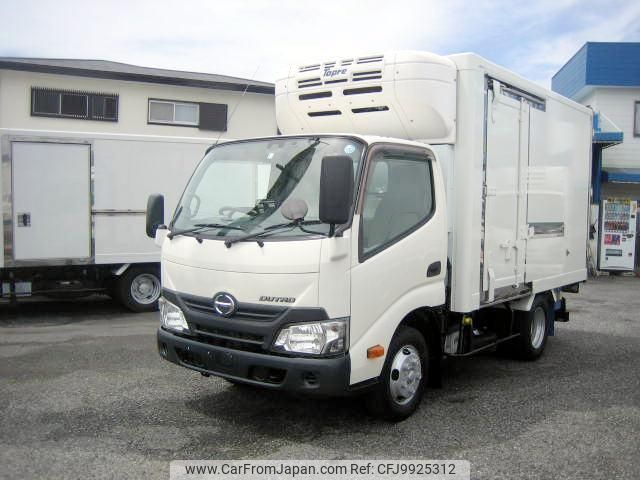 hino dutro 2017 GOO_NET_EXCHANGE_0560040A30240621W002 image 1