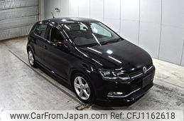 volkswagen polo 2017 -VOLKSWAGEN--VW Polo 6RCJZ-WVWZZZ6RZHU012323---VOLKSWAGEN--VW Polo 6RCJZ-WVWZZZ6RZHU012323-