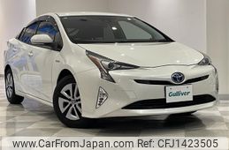 toyota prius 2018 CFJ1423505