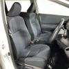 toyota sienta 2017 -TOYOTA--Sienta DAA-NHP170G--NHP170-7111045---TOYOTA--Sienta DAA-NHP170G--NHP170-7111045- image 12