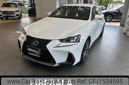 lexus is 2017 CFJ1534595