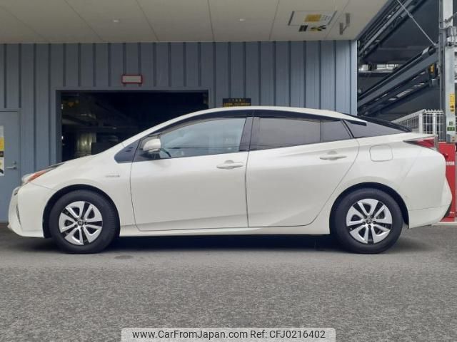 toyota prius 2016 quick_quick_DAA-ZVW51_ZVW51-6031913 image 2