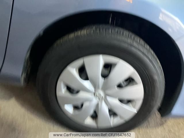 toyota vitz 2013 CFJ1647652 image 2