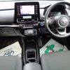 toyota aqua 2022 -TOYOTA--AQUA 6AA-MXPK11--MXPK11-2084923---TOYOTA--AQUA 6AA-MXPK11--MXPK11-2084923- image 27