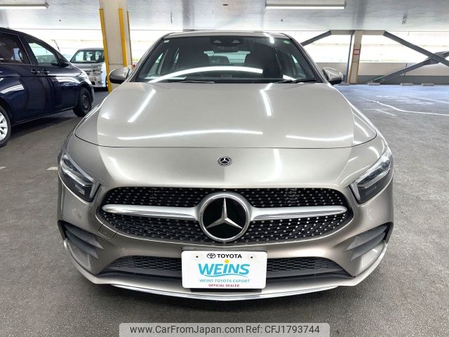mercedes-benz a-class 2018 CFJ1793744 image 2