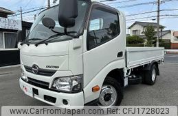 hino dutro 2017 CFJ1728023