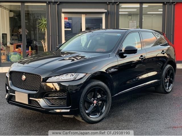 jaguar f-pace 2016 quick_quick_DC2NA_SADCA2AN4HA049485 image 1