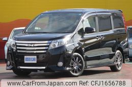 toyota noah 2014 CFJ1656788