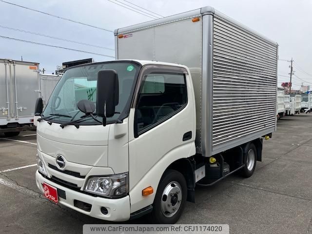 hino dutro 2020 GOO_NET_EXCHANGE_2507066A30250520W003 image 2