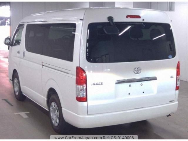 toyota hiace-wagon 2017 quick_quick_CBA-TRH214W_TRH214-0050366 image 2