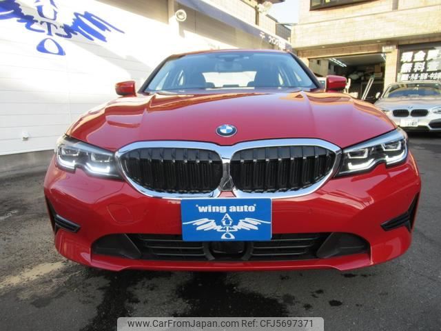 Used BMW OTHERS 2019 WBA5F32030FH40982 in good condition for sale