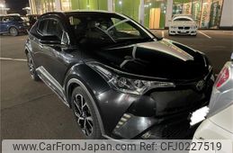 toyota c-hr 2017 -TOYOTA--C-HR DAA-ZYX10--ZYX10-2074388---TOYOTA--C-HR DAA-ZYX10--ZYX10-2074388-